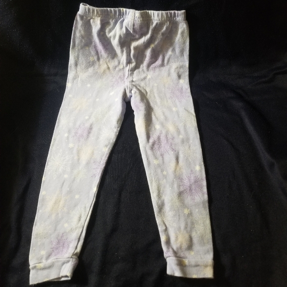 Beautiful Frozen kids pjs- top & pants - Picture 7 of 7